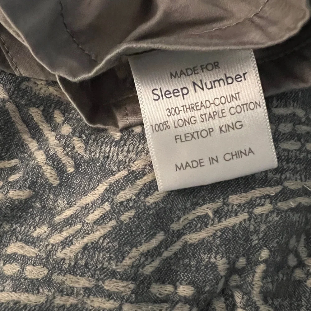 Sleep number split king sheets - Picture 2 of 4